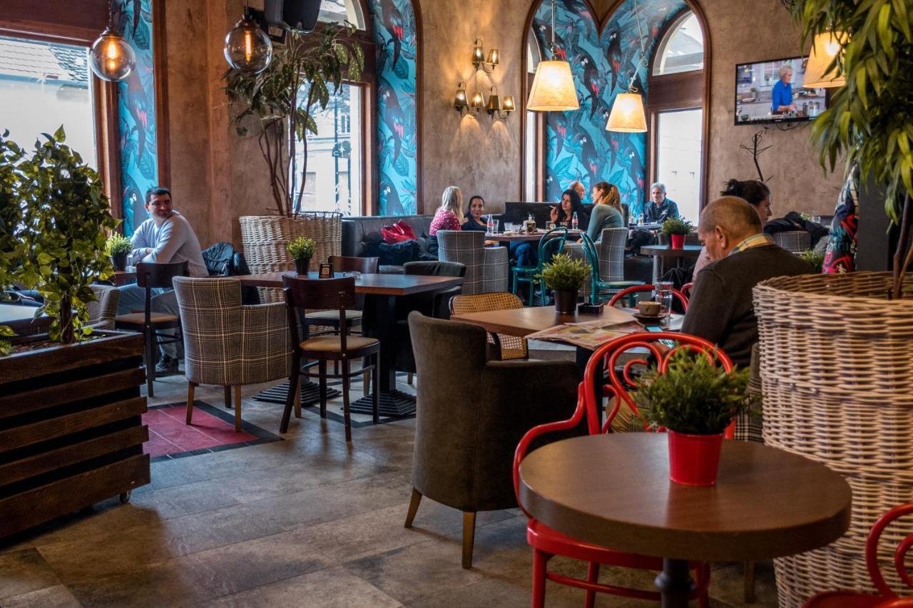 Hotel Grand Hedonist Pančevo Zewnętrze zdjęcie