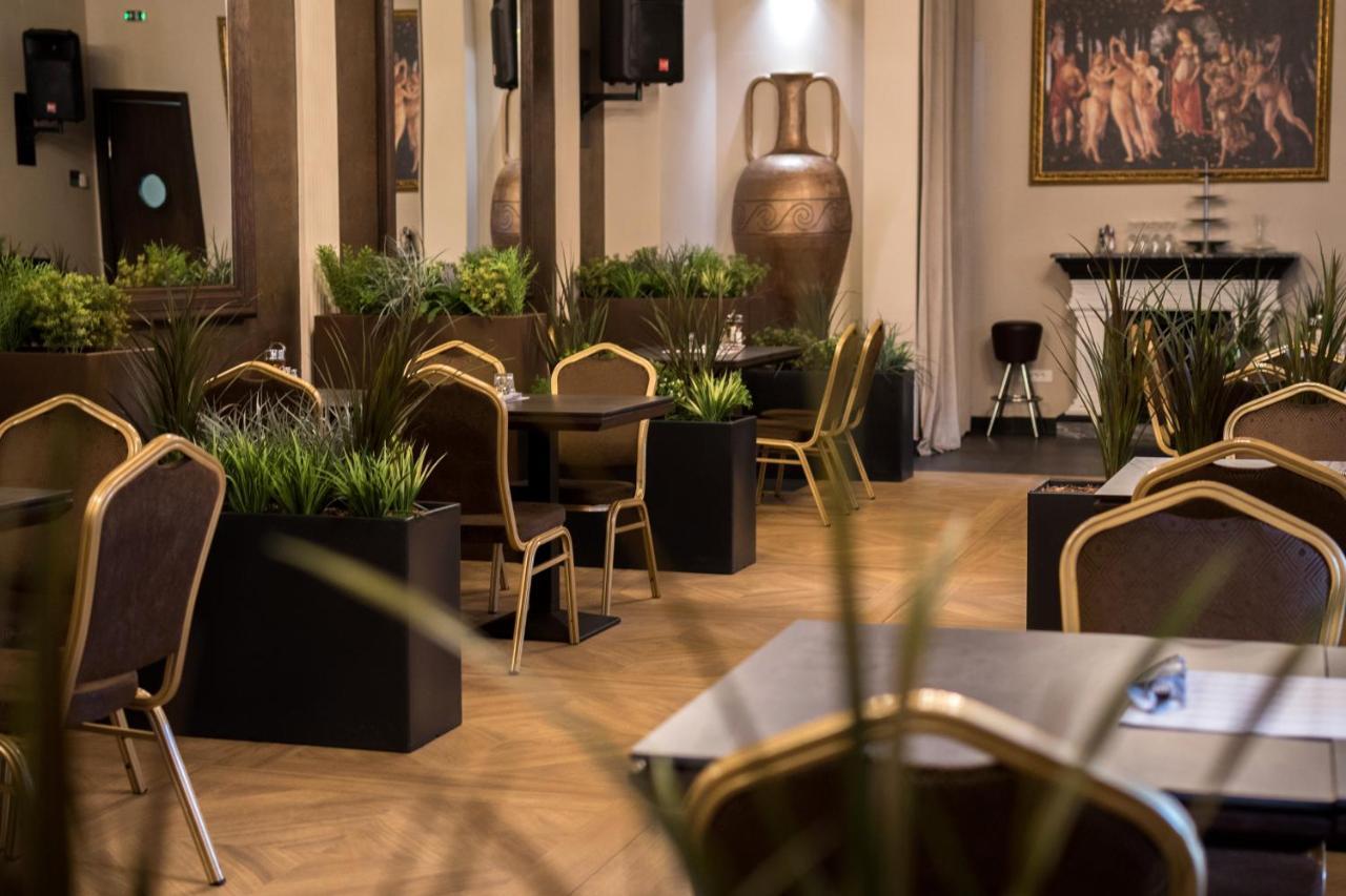 Hotel Grand Hedonist Pančevo Zewnętrze zdjęcie