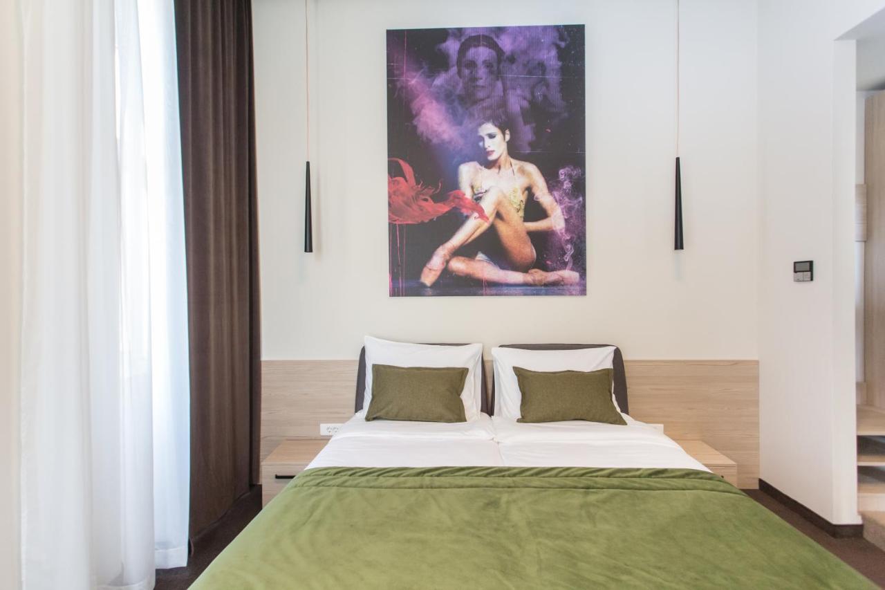 Hotel Grand Hedonist Pančevo Zewnętrze zdjęcie