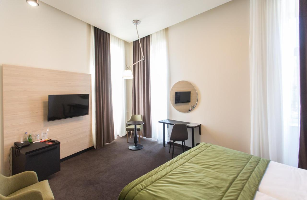 Hotel Grand Hedonist Pančevo Zewnętrze zdjęcie