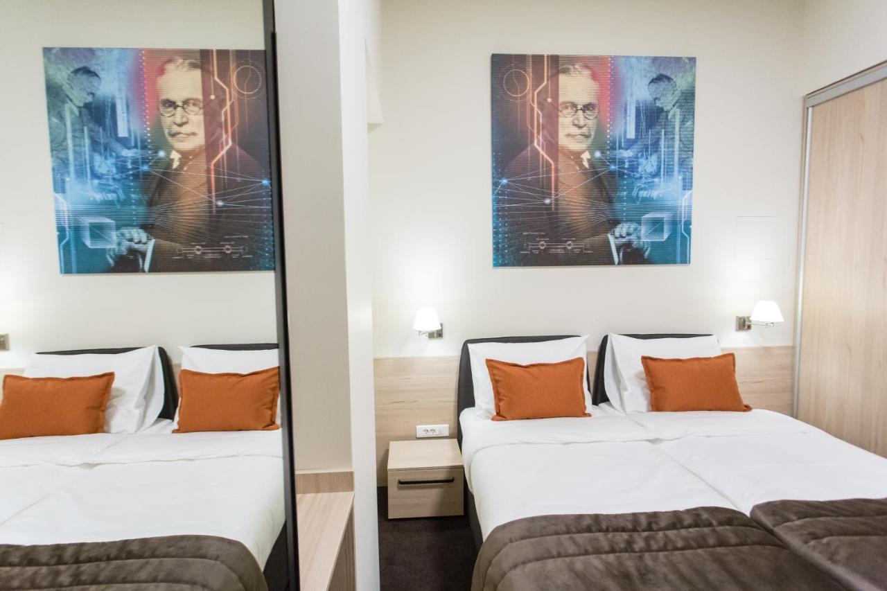 Hotel Grand Hedonist Pančevo Zewnętrze zdjęcie
